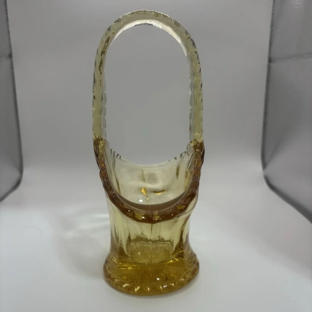 Vintage Westmoreland Golden Sunset (Amber) Glass Basket Ball & Swirl 6.5